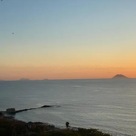 Dilettaanna Vulcano With Private Garden Tropea