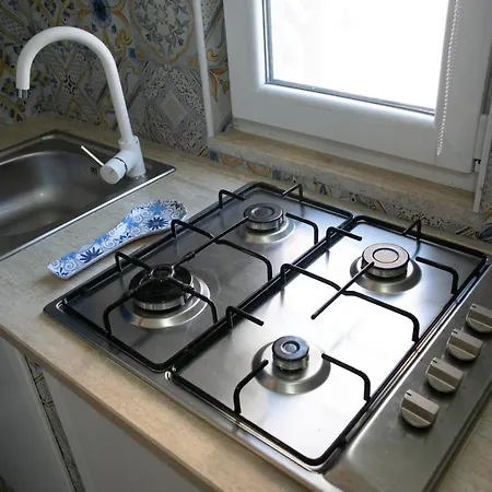 Apartman Dilettaanna Vulcano With Private Garden