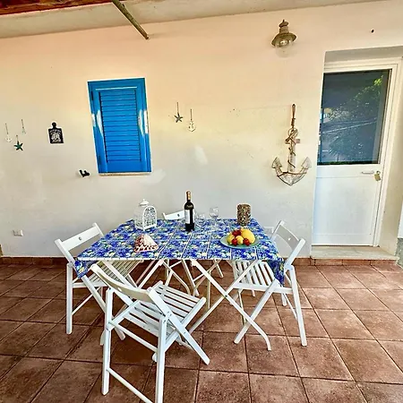 Dilettaanna Vulcano With Private Garden Tropea