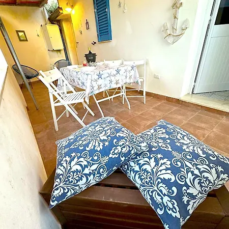 Dilettaanna Vulcano With Private Garden