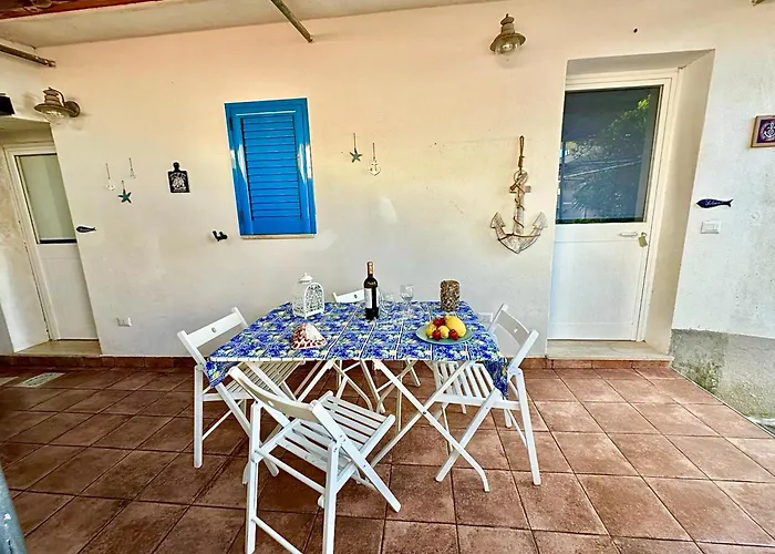 Dilettaanna Vulcano With Private Garden Tropea