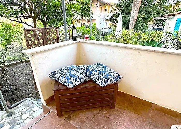 Dilettaanna Vulcano With Private Garden Tropea